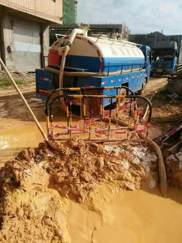 贡嘎工地淤泥清淤