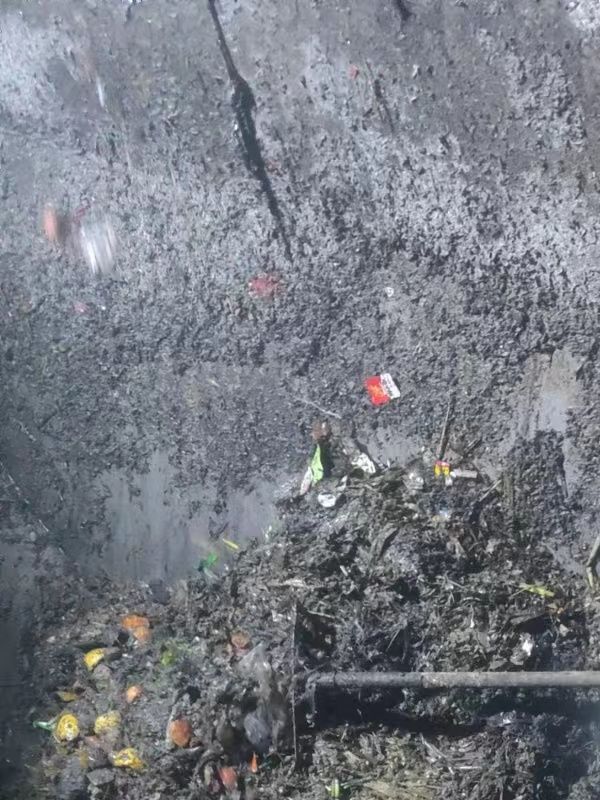 贡嘎污水池清理